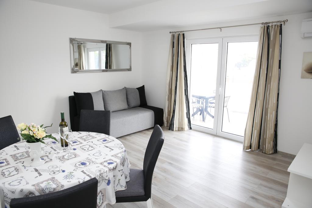 Apartments Gabrijel Vodice Exterior foto
